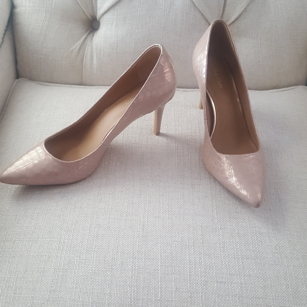 Calvin Klein Pink Heels Size 8